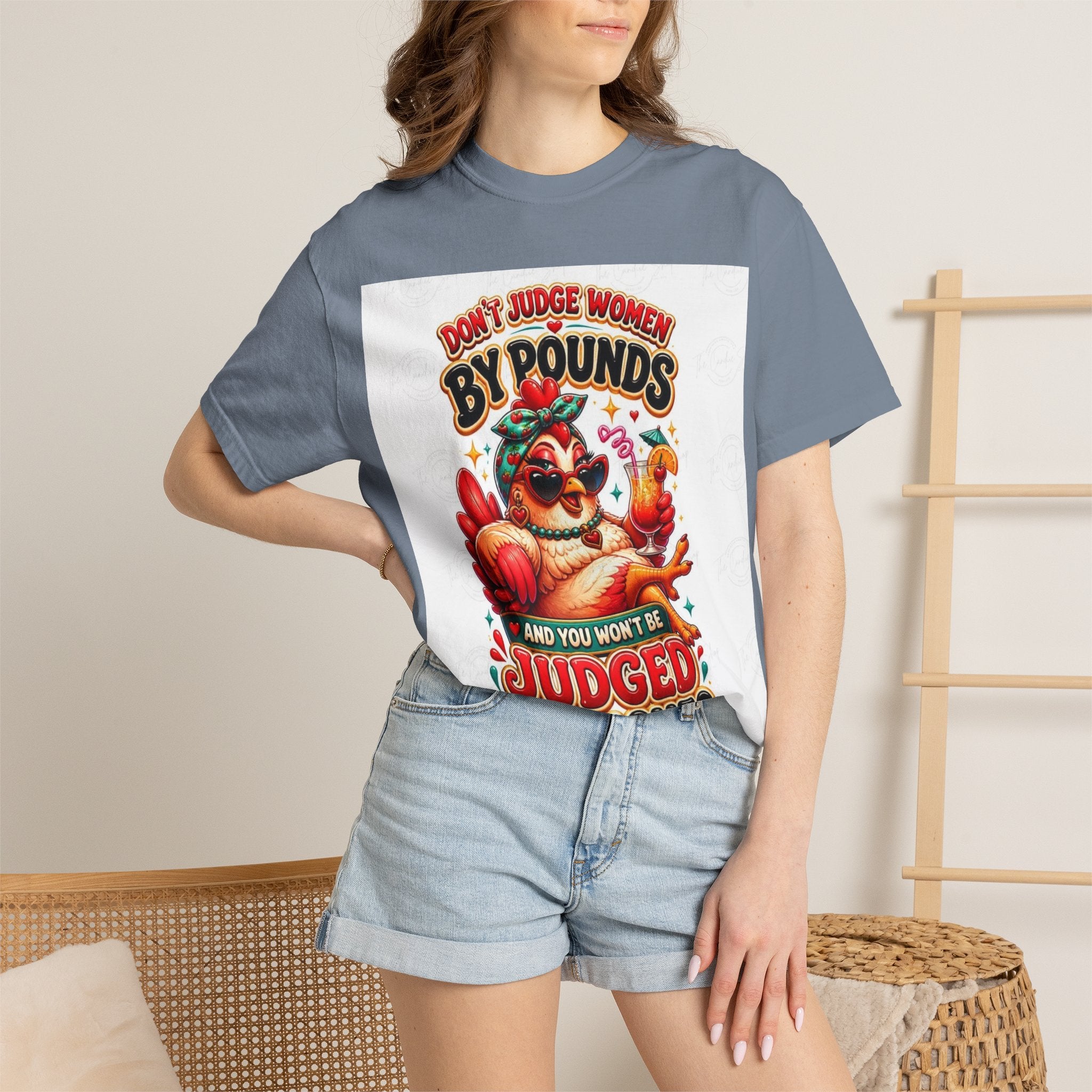 T-Shirt — "Don’t Judge Women By Pounds" Vintage Turkey Thanksgiving Tee
